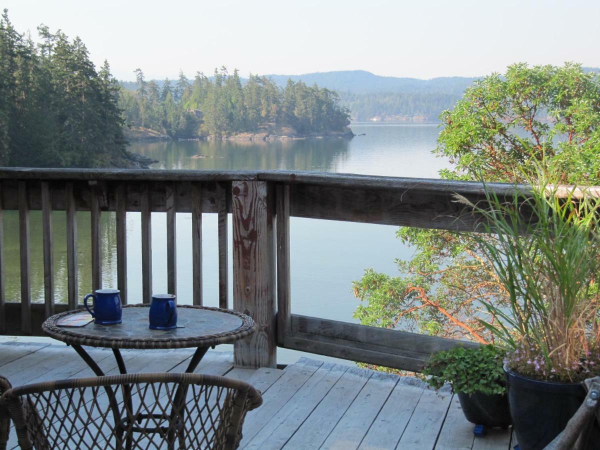 Arbutus Cove Guesthouse Metchosin Екстер'єр фото